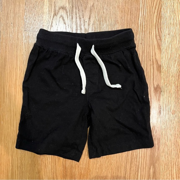 [3 for $15] OLD NAVY Black Cotton Shorts (4T) - Picture 1 of 4